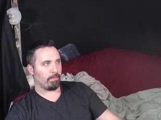 Freechat michael_madd on Flirt4Free