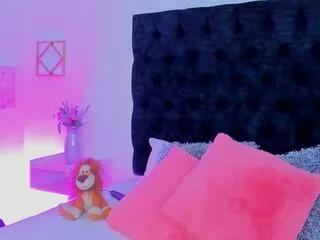 miia_foxx on Flirt4Free