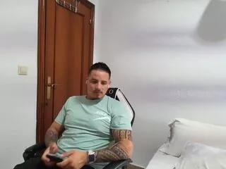 Offline milan_thomson on Flirt4Free