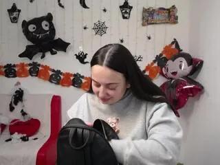Freechat milana_ora on Flirt4Free