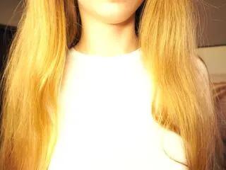 moira_farro on Flirt4Free