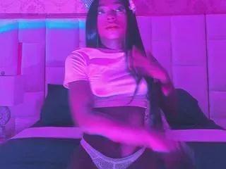 naomi_lewiis on Flirt4Free 
