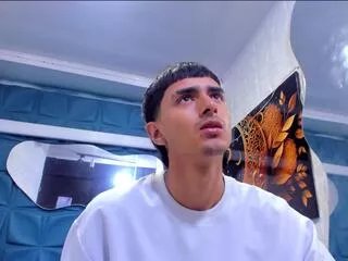 Offline nathan_maxime on Flirt4Free