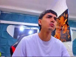 Offline nathan_maxime on Flirt4Free