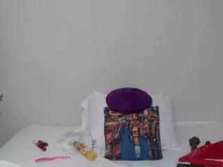 nicol_love on Flirt4Free 