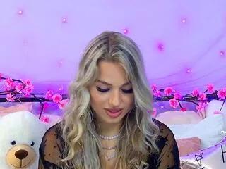 nikki_alman on Flirt4Free 