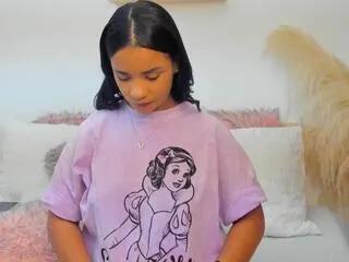 nina_spark on Flirt4Free 
