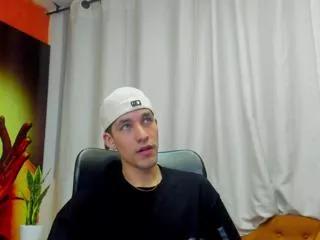 noah_brigth on Flirt4Free 