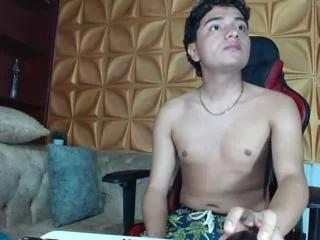 noah_saimon on Flirt4Free 