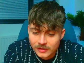 noah_sandler on Flirt4Free 