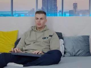 paolo_arreola on Flirt4Free 