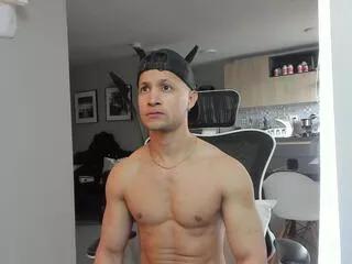 paul_polo on Flirt4Free 