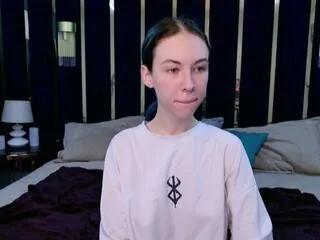 paula_ravens on Flirt4Free