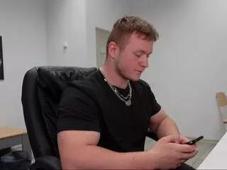 richard_dullas on Flirt4Free 