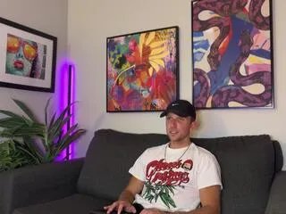 Freechat rob_ryder on Flirt4Free