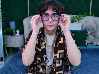 robert_stonks on Flirt4Free 