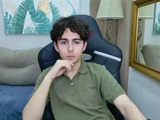 robert_stonks on Flirt4Free 