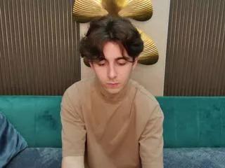 robert_stonks on Flirt4Free 