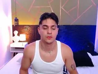 rooney_saenz on Flirt4Free 