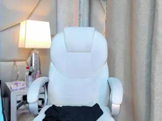 roxanne_evan on Flirt4Free 
