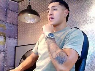 ryan_evhans on Flirt4Free 