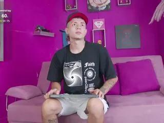 ryan_millerr on Flirt4Free