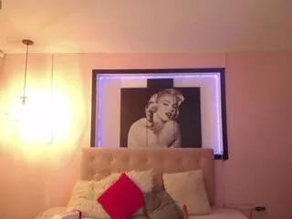 sarahi_honey on Flirt4Free