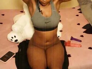 Freechat selina_belle on Flirt4Free