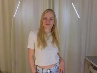 Freechat setsuko_nordmeyer on Flirt4Free