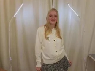 Freechat setsuko_nordmeyer on Flirt4Free
