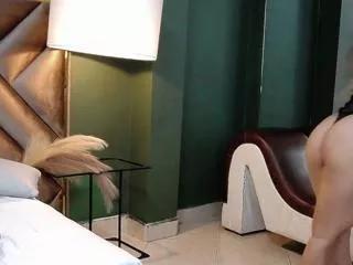 sophia_loreen on Flirt4Free 