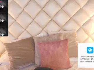 venus_strauss on Flirt4Free 
