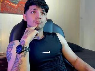 williams_launther on Flirt4Free 