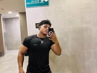 xavier_bryant on Flirt4Free 