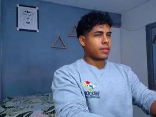 xavier_bryant on Flirt4Free 