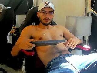 yoggi_aron on Flirt4Free 