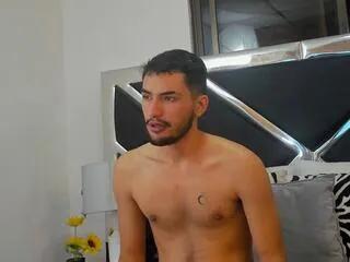 yoggi_aron on Flirt4Free 