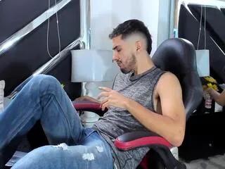 yoggi_aron on Flirt4Free 