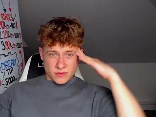 zeke_carter on Flirt4Free 