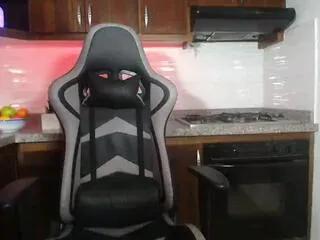 zoe_galax on Flirt4Free