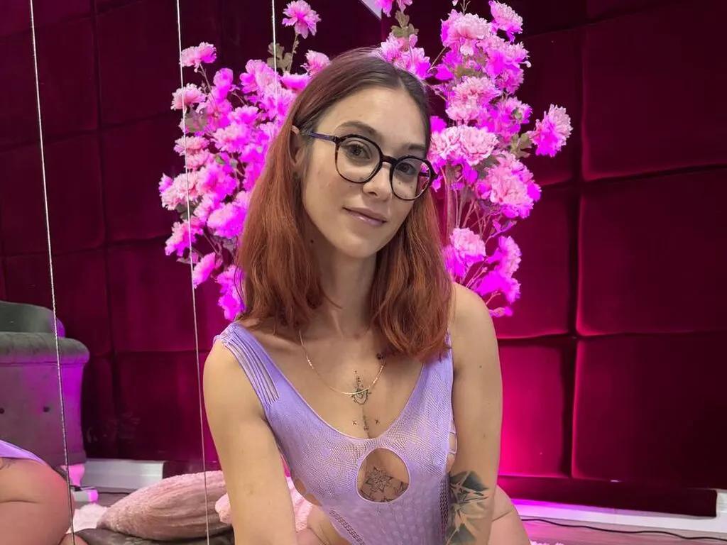 MiaSolle on LiveJasmin