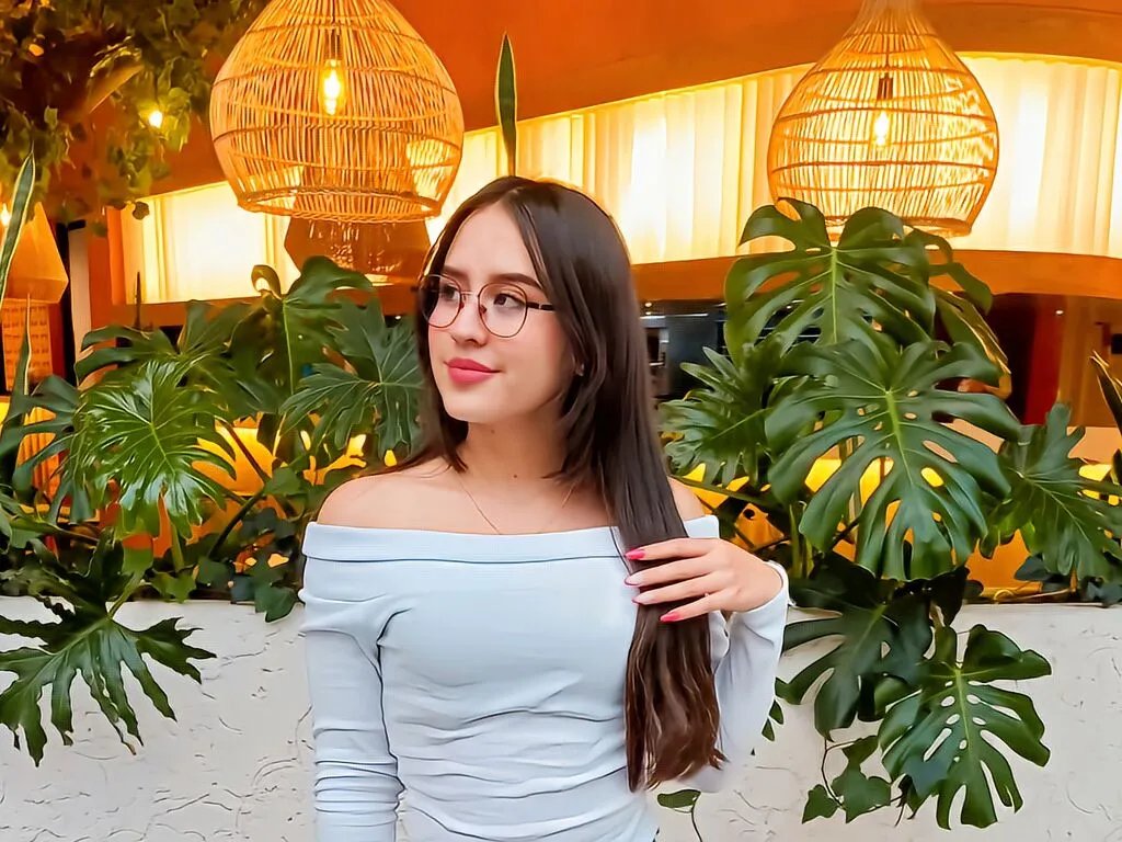 MindyColeman on LiveJasmin