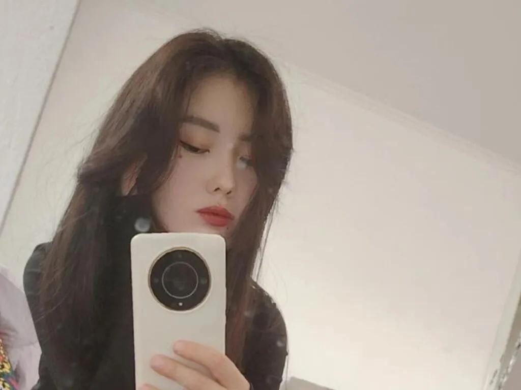 RaeannReimmer on LiveJasmin