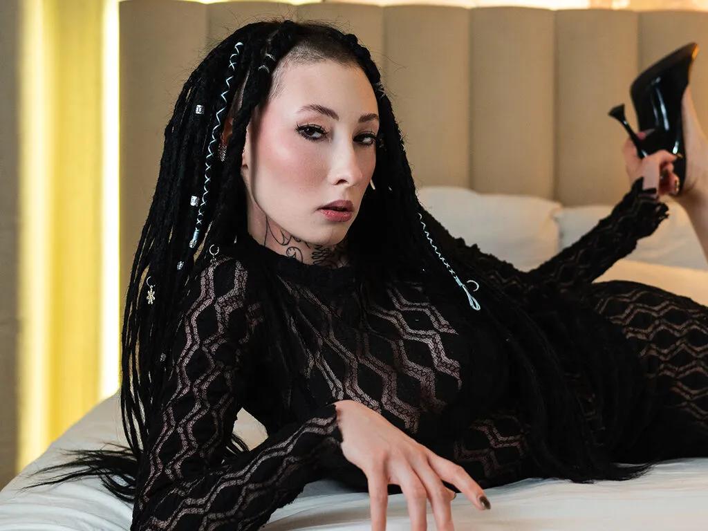 RoxyUrban on LiveJasmin