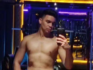 Offline AlexRedfield on Streamate