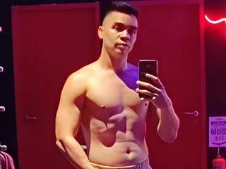 Offline AlexRedfield on Streamate