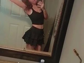 Offline AlyLoveXXX on Streamate