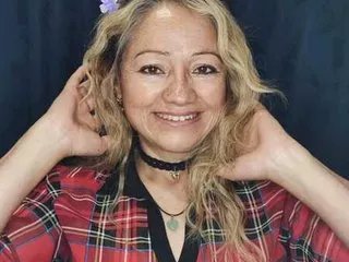 Offline AnthonellaMature on Streamate