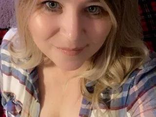 Offline AvaBlake18 on Streamate
