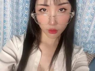 Bellycandy on Streamate